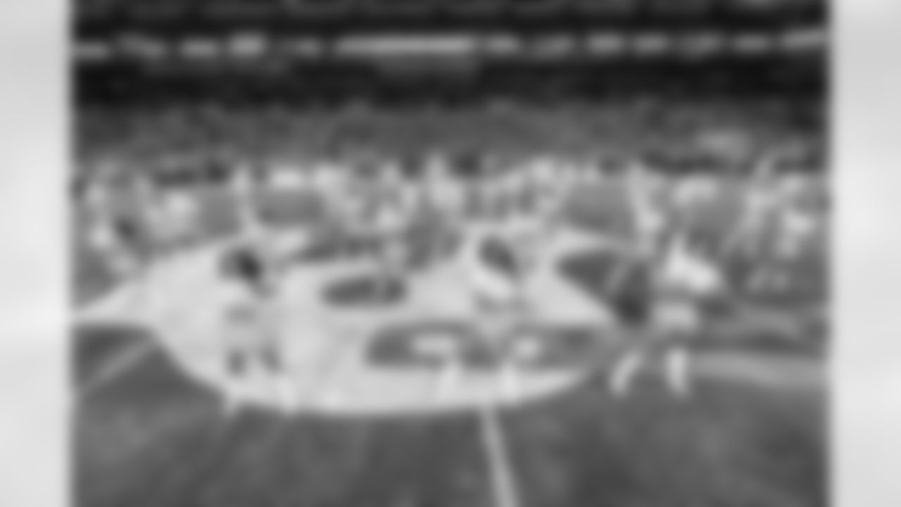 TAMPA, FL - December 11, 2025 - The Tampa Bay Buccaneers and Atlanta Falcons during a regular season game at Raymond James Stadium. The Bucs lost the game, 29-28. Photo By Mike Carlson/Tampa Bay Buccaneers