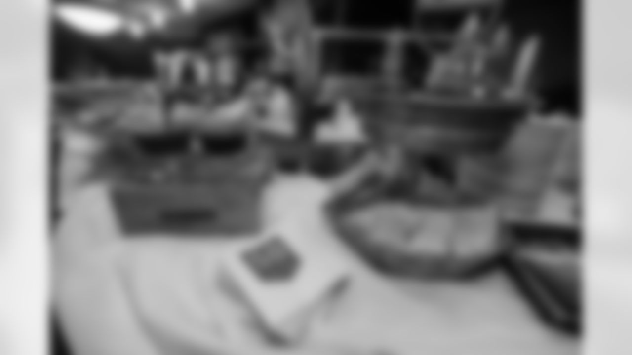 ATLANTA, GA - September 06, 2025 - Luxury Suite Excursion before for the game between the Tampa Bay Buccaneers and Atlanta Falcons. The Bucs won the game, 23-20. Photo By Doug DeFelice/Tampa Bay Buccaneers