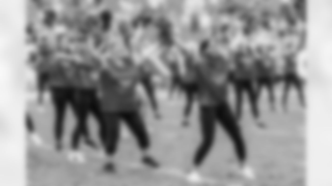 TAMPA, FL - December 07, 2025 - The Tampa Bay Buccaneers and New Orleans Saints during a regular season game at Raymond James Stadium. The Bucs lost the game, 24-20. Photo By Tori Richman/Tampa Bay Buccaneers