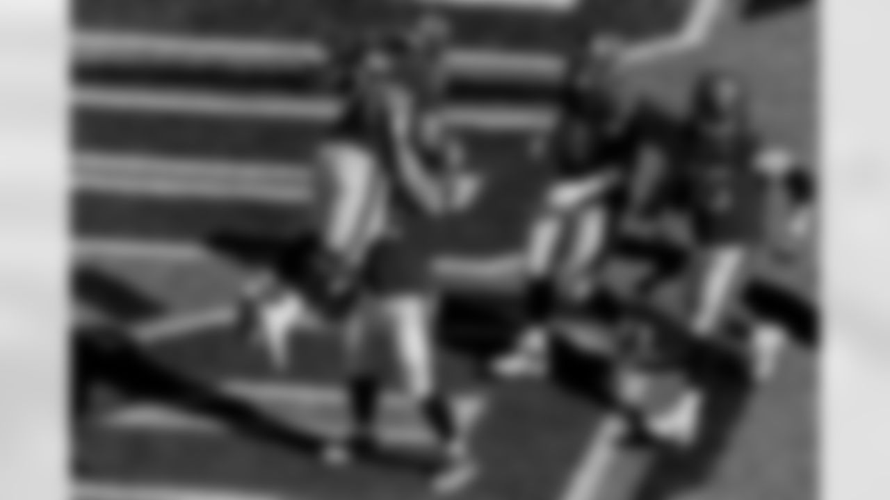 TAMPA, FL - November 30, 2025 - Tackle Tristan Wirfs #78, Center Graham Barton #62, Guard Ben Bredeson #68, and Guard Dan Feeney #65 of the Tampa Bay Buccaneers celebrate a touchdown during the game between the Arizona Cardinals and Tampa Bay Buccaneers. The Bucs won the game, 20-17. Photo By Mike Carlson/Tampa Bay Buccaneers