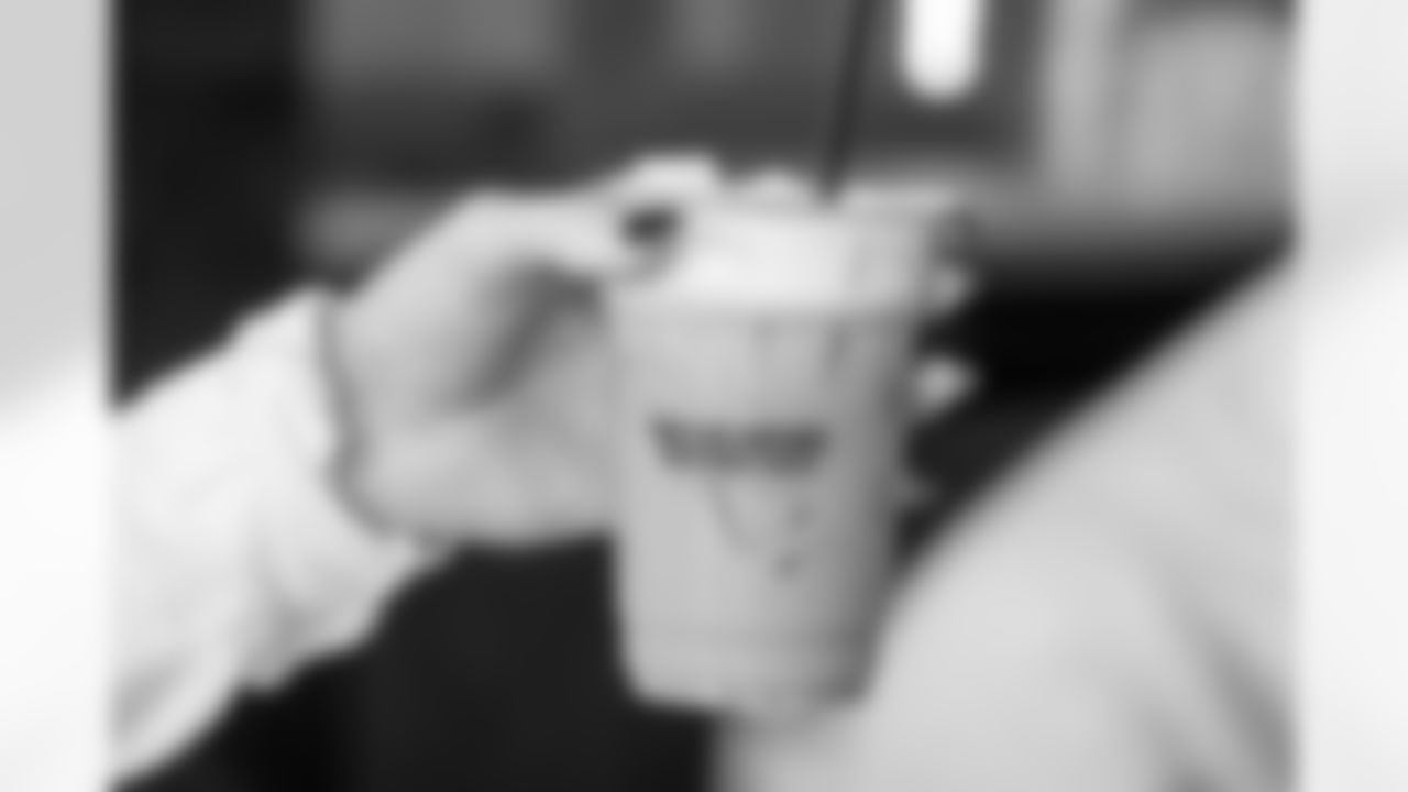 TAMPA, FL - December 06, 2025 - She is Football Bayshore Walk: Raise The Flags event with Bayshore Breakfast Club and Tampa Girls Social & Wellness at Hyde House Public Studio. Photo By Mike Carlson/Tampa Bay Buccaneers