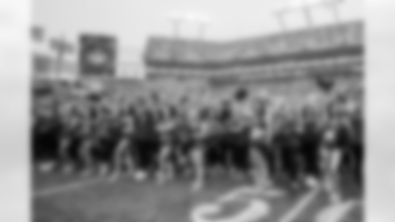 TAMPA, FL - December 07, 2025 - The Tampa Bay Buccaneers and New Orleans Saints during a regular season game at Raymond James Stadium. The Bucs lost the game, 24-20. Photo By Tori Richman/Tampa Bay Buccaneers