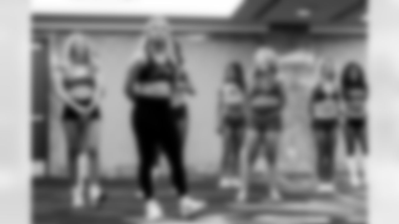 SAN FRANCISCO, CA - February 01, 2026 - Tampa Bay Buccaneers Pro Bowl Cheerleader Savannah during rehearsals. Photo By Tori Richman/Tampa Bay Buccaneers