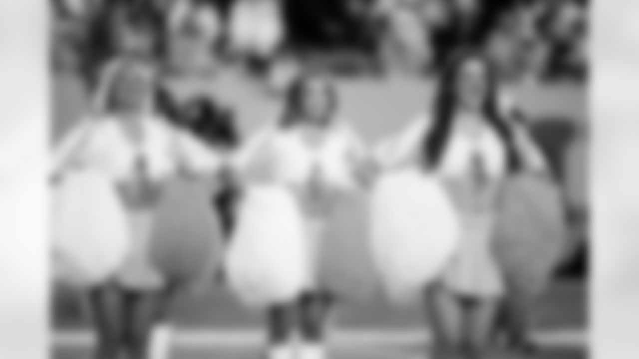 TAMPA, FL - December 11, 2025 - The Tampa Bay Buccaneers and Atlanta Falcons during a regular season game at Raymond James Stadium. The Bucs lost the game, 29-28. Photo By Kyle Zedaker/Tampa Bay Buccaneers