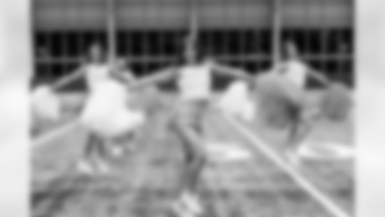 TAMPA, FL - December 09, 2025 - Tampa Bay Buccaneers Cheerleaders during Field Rehearsal at AdventHealth Training Center. Photo By Tori Richman/Tampa Bay Buccaneers