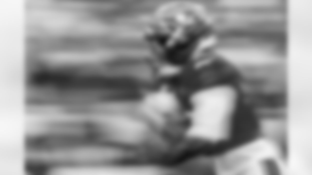 TAMPA, FL - January 03, 2026 - The Carolina Panthers and Tampa Bay Buccaneers play a regular season game at Raymond James Stadium. The Bucs won the game, 16-14. Photo By Doug DeFelice/Tampa Bay Buccaneers