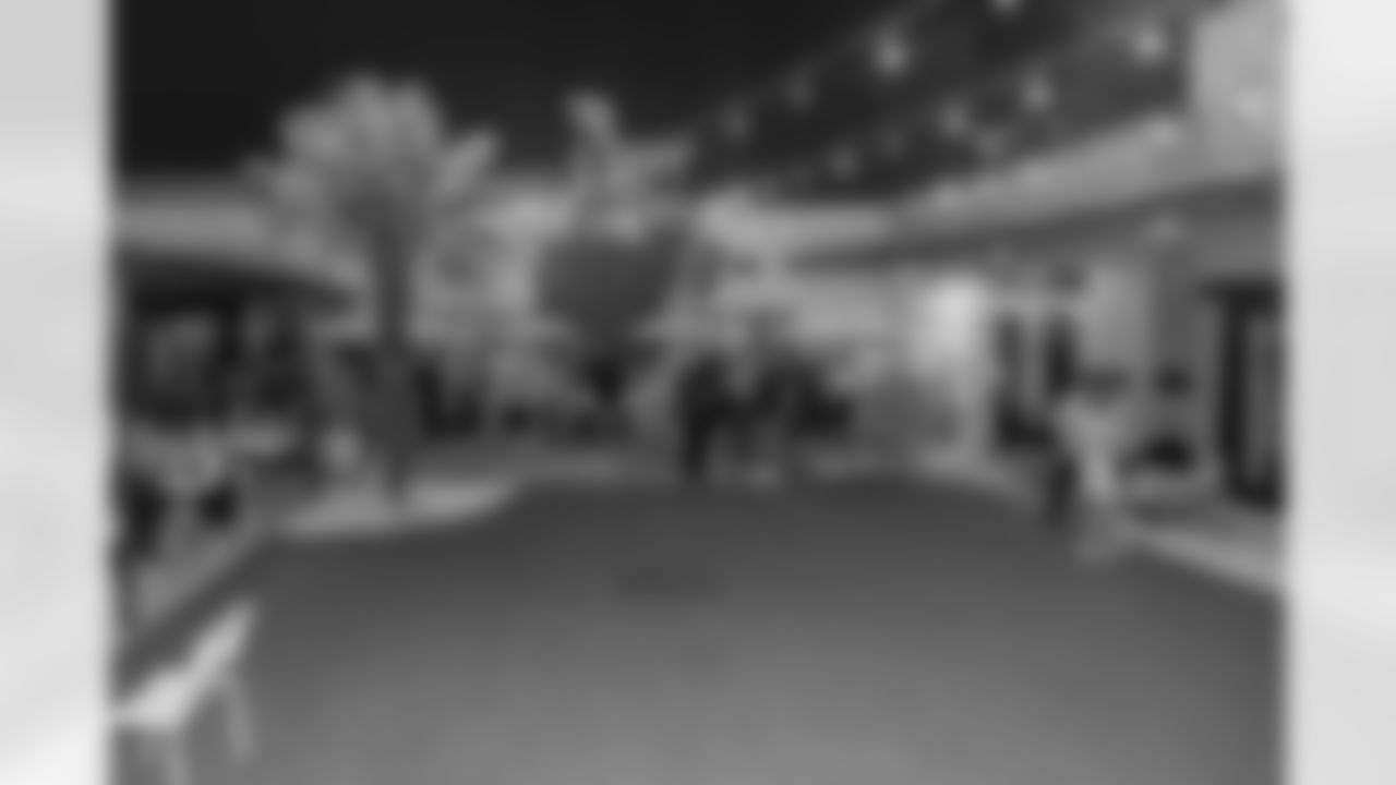 ATLANTA, GA - September 06, 2025 - Luxury Suite Excursion before for the game between the Tampa Bay Buccaneers and Atlanta Falcons. The Bucs won the game, 23-20. Photo By Doug DeFelice/Tampa Bay Buccaneers