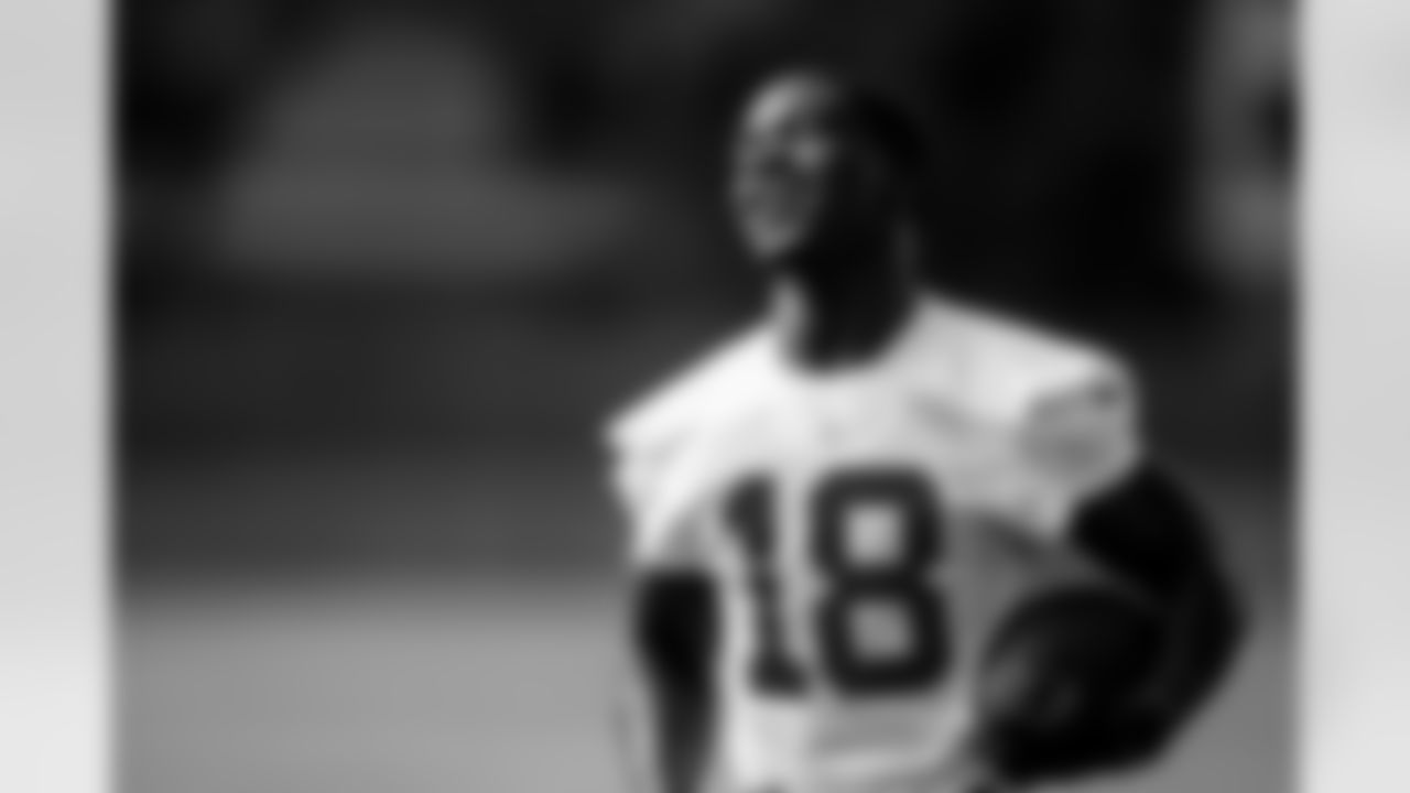 TAMPA, FL - May 05, 2025 - Wide Receiver Rakim Jarrett #18 of the Tampa Bay Buccaneers during Phase 2 workouts at AdventHealth Training Center. Photo By Kyle Zedaker/Tampa Bay Buccaneers