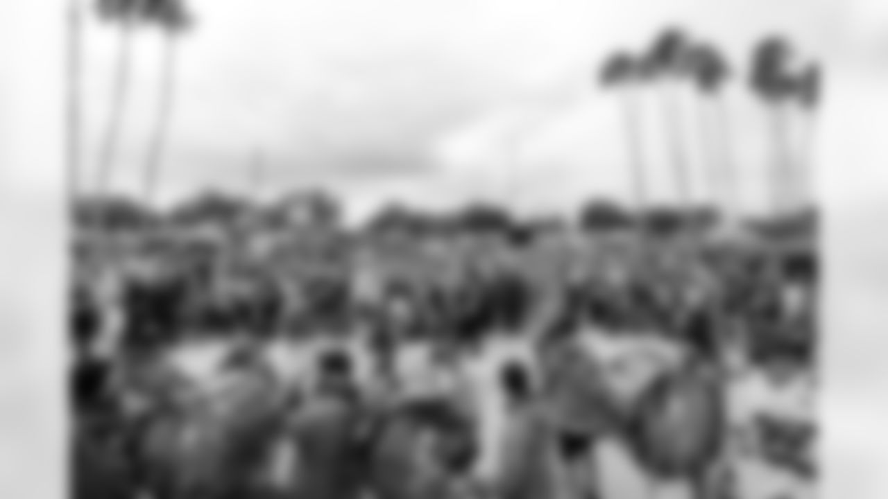 TAMPA, FL - January 03, 2026 - The Carolina Panthers and Tampa Bay Buccaneers play a regular season game at Raymond James Stadium. The Bucs won the game, 16-14. Photo By Dave Pullis/Tampa Bay Buccaneers