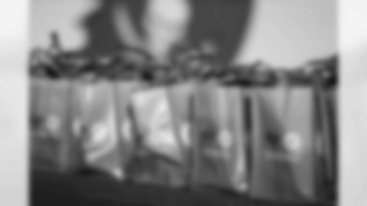 TAMPA, FL - November 25, 2025 - Publix bags filled with meals during Turkey Time with the O-Line. Photo By Kyle Zedaker/Tampa Bay Buccaneers