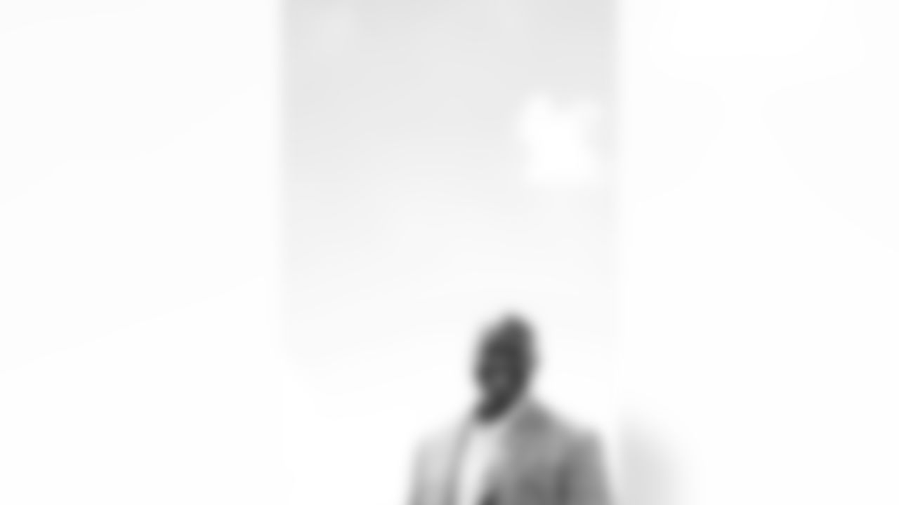 TAMPA, FL - September 02, 2025 - Head Coach Todd Bowles of the Tampa Bay Buccaneers departs before the opening game of the Bucs' 50th Season on the road against the Atlanta Falcons. Photo By Tori Richman/Tampa Bay Buccaneers