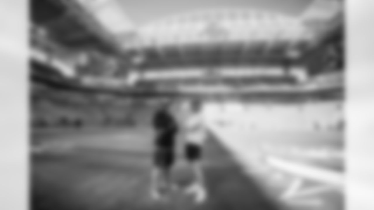 MIAMI GARDENS, FL - December 28, 2025 - Quarterback Baker Mayfield #6 of the Tampa Bay Buccaneers before the game between the Tampa Bay Buccaneers and Miami Dolphins. The Bucs lost the game, 20-17. Photo By Tori Richman/Tampa Bay Buccaneers