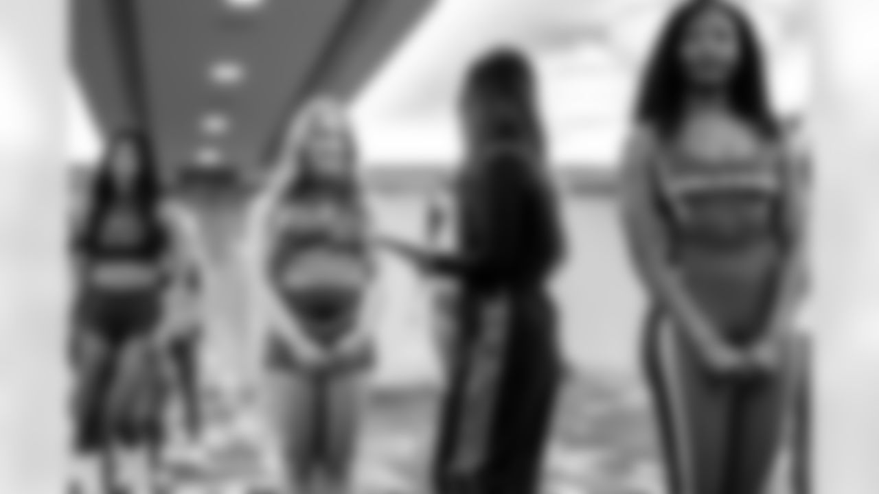 SAN FRANCISCO, CA - February 01, 2026 - Tampa Bay Buccaneers Pro Bowl Cheerleader Savannah during rehearsals. Photo By Tori Richman/Tampa Bay Buccaneers