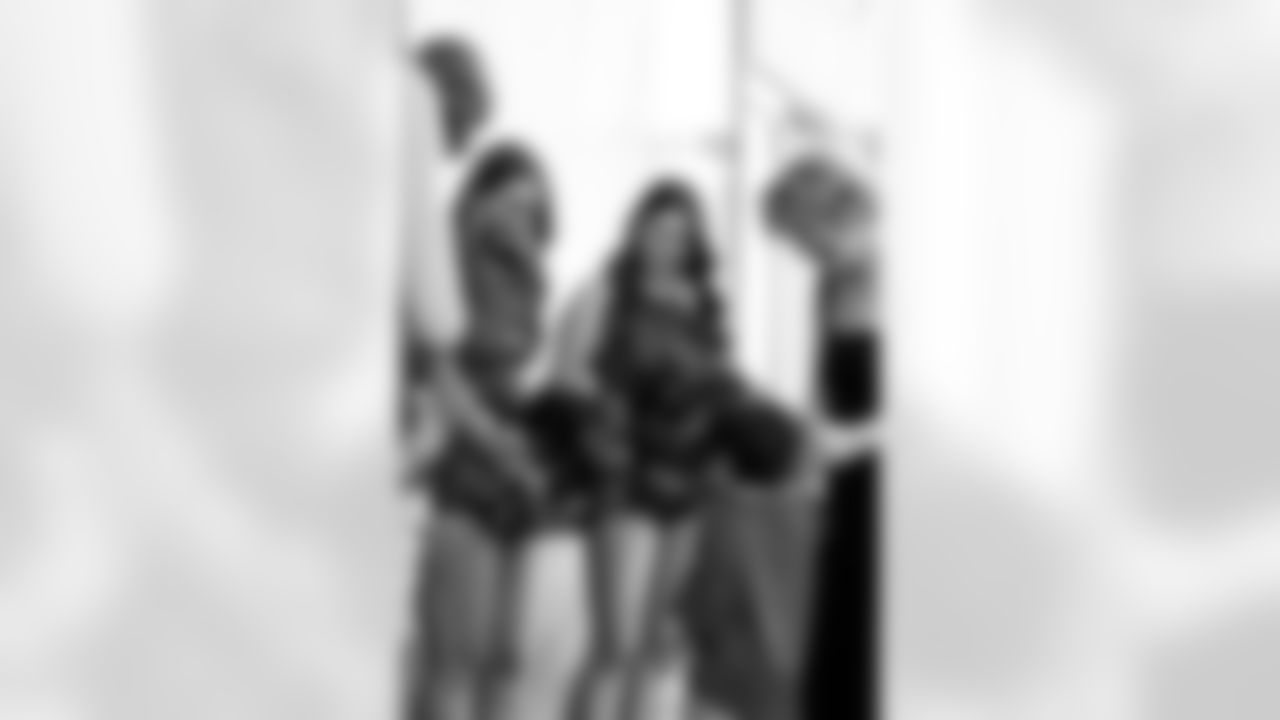 TAMPA, FL - February 21, 2026 - 2026 Jr. Bucs Movie Night. Photo By Kyle Zedaker/Tampa Bay Buccaneers