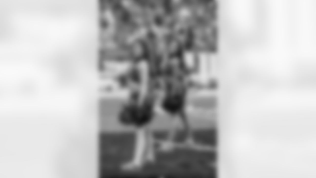 TAMPA, FL - January 03, 2026 - The Carolina Panthers and Tampa Bay Buccaneers play a regular season game at Raymond James Stadium. The Bucs won the game, 16-14. Photo By Tori Richman/Tampa Bay Buccaneers