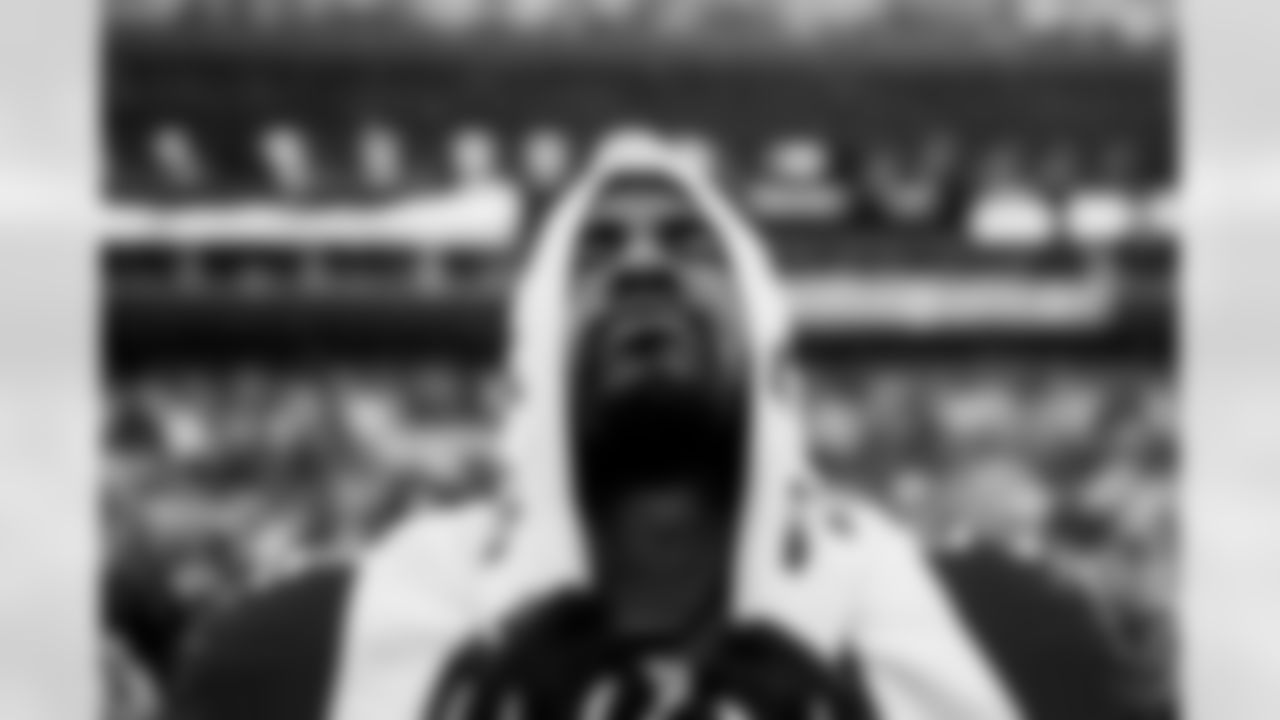 TAMPA, FL - January 03, 2026 - The Carolina Panthers and Tampa Bay Buccaneers play a regular season game at Raymond James Stadium. The Bucs won the game, 16-14. Photo By Tori Richman/Tampa Bay Buccaneers