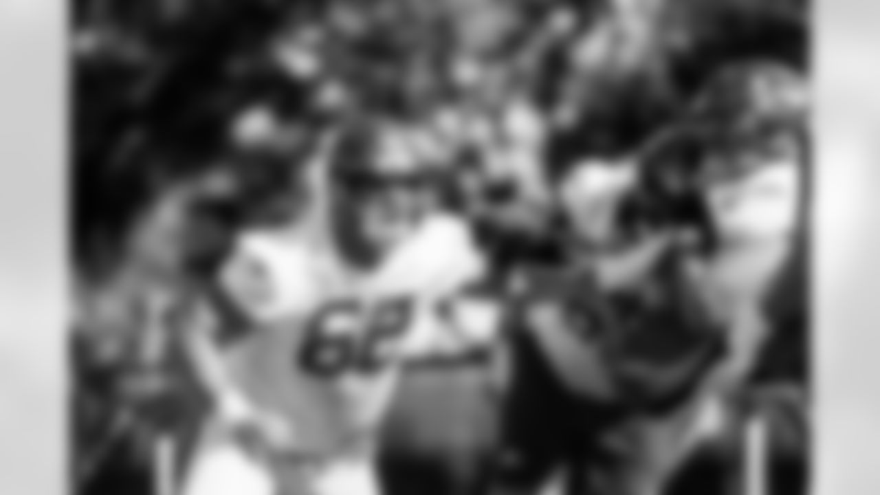 TAMPA, FL - December 17, 2025 - Week 16 practice at AdventHealth Training Center. Photo By Tori Richman/Tampa Bay Buccaneers