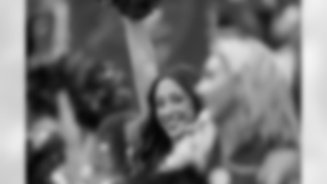 TAMPA, FL - December 07, 2025 - The Tampa Bay Buccaneers and New Orleans Saints during a regular season game at Raymond James Stadium. The Bucs lost the game, 24-20. Photo By Doug DeFelice/Tampa Bay Buccaneers