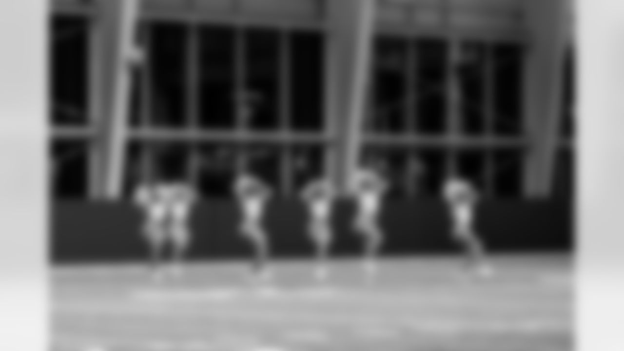 TAMPA, FL - December 09, 2025 - Tampa Bay Buccaneers Cheerleaders during Field Rehearsal at AdventHealth Training Center. Photo By Tori Richman/Tampa Bay Buccaneers