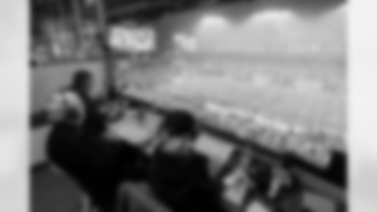 TAMPA, FL - January 03, 2026 - The Carolina Panthers and Tampa Bay Buccaneers play a regular season game at Raymond James Stadium. The Bucs won the game, 16-14. Photo By Dave Pullis/Tampa Bay Buccaneers