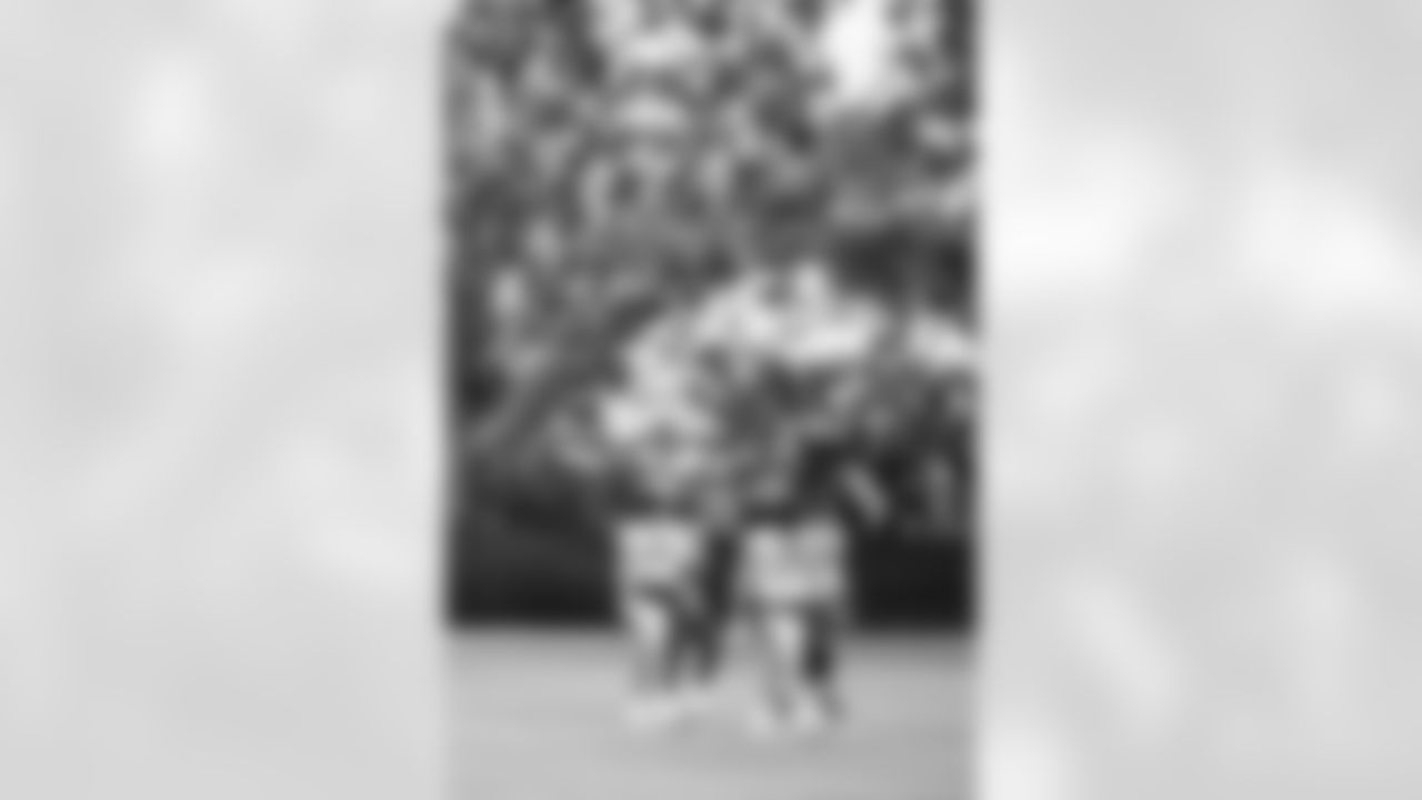 TAMPA, FL - November 06, 2025 - Guard Ben Scott #66, Offensive Tackle Benjamin Chukwuma #70, Guard Elijah Klein #79, and Guard Mike Jordan #60 of the Tampa Bay Buccaneers during practice at AdventHealth Training Center. Photo By Tori Richman/Tampa Bay Buccaneers