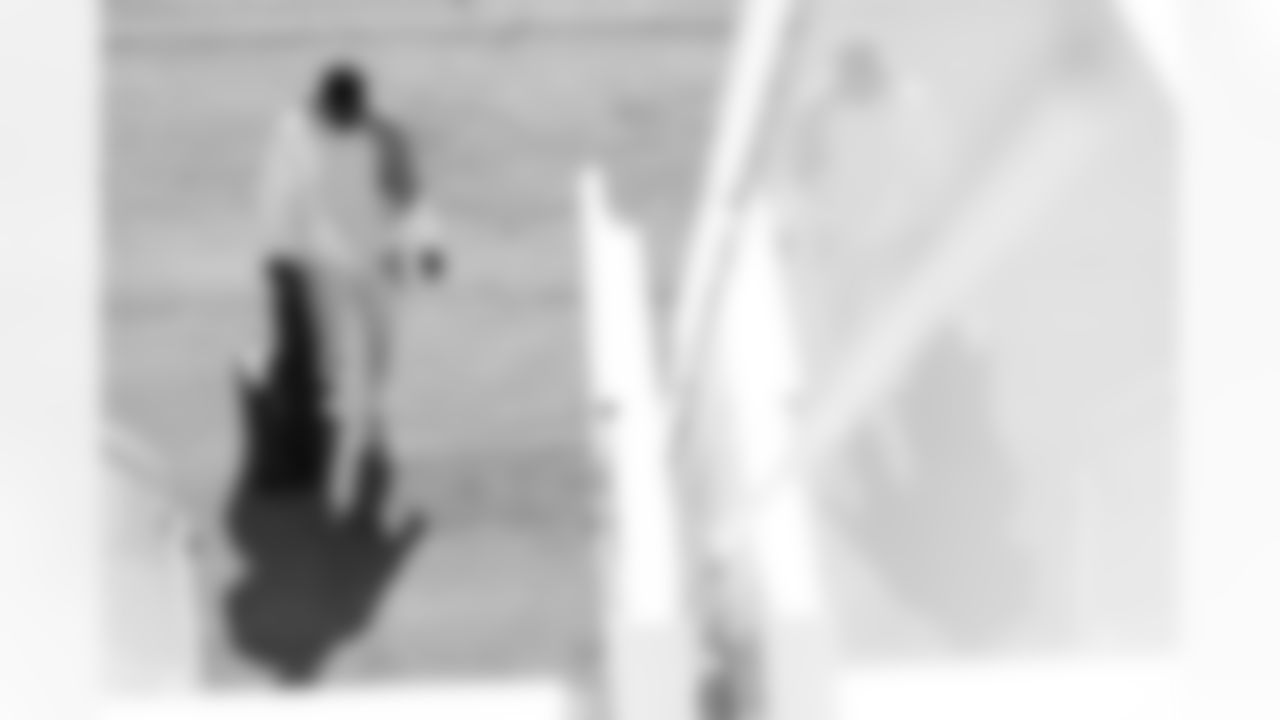 TAMPA, FL - November 15, 2025 - Outside Linebacker Yaya Diaby #0 of the Tampa Bay Buccaneers departs before the Bucs' game against the Buffalo Bills. Photo By Tori Richman/Tampa Bay Buccaneers