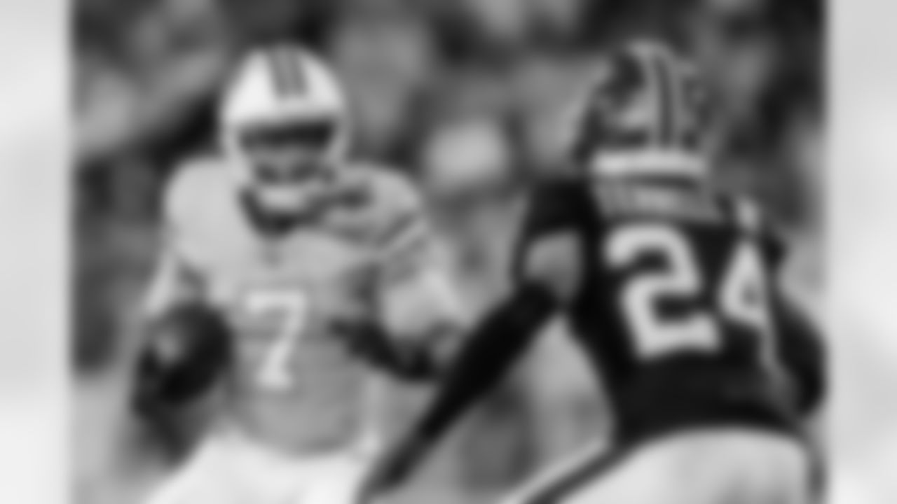 TAMPA, FL - December 11, 2025 - The Tampa Bay Buccaneers and Atlanta Falcons during a regular season game at Raymond James Stadium. The Bucs lost the game, 29-28. Photo By Tori Richman/Tampa Bay Buccaneers