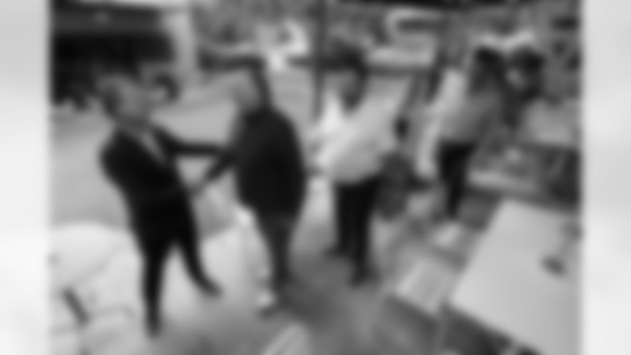 ATLANTA, GA - September 06, 2025 - Luxury Suite Excursion before for the game between the Tampa Bay Buccaneers and Atlanta Falcons. The Bucs won the game, 23-20. Photo By Doug DeFelice/Tampa Bay Buccaneers