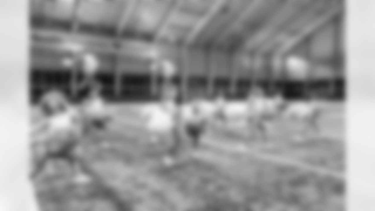 TAMPA, FL - December 09, 2025 - Tampa Bay Buccaneers Cheerleaders during Field Rehearsal at AdventHealth Training Center. Photo By Tori Richman/Tampa Bay Buccaneers