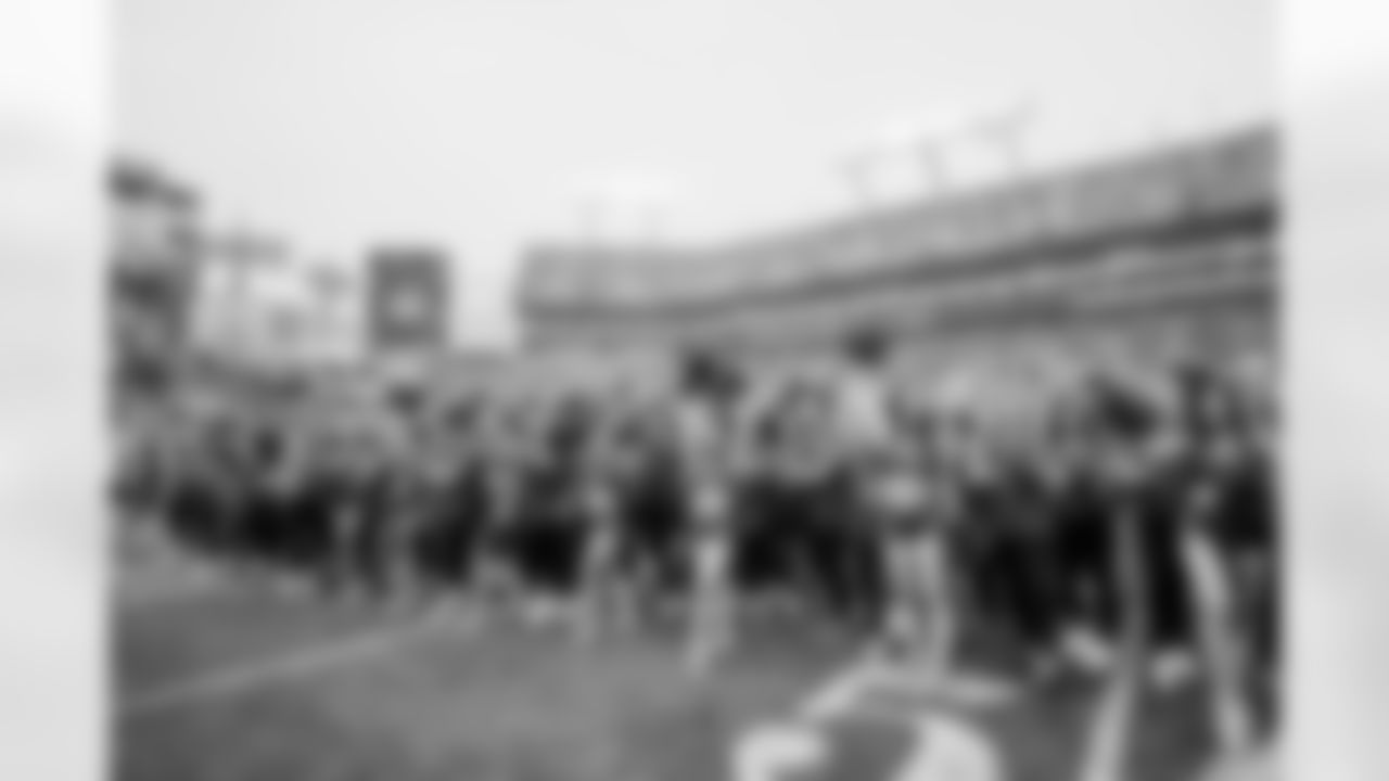 TAMPA, FL - December 07, 2025 - The Tampa Bay Buccaneers and New Orleans Saints during a regular season game at Raymond James Stadium. The Bucs lost the game, 24-20. Photo By Tori Richman/Tampa Bay Buccaneers