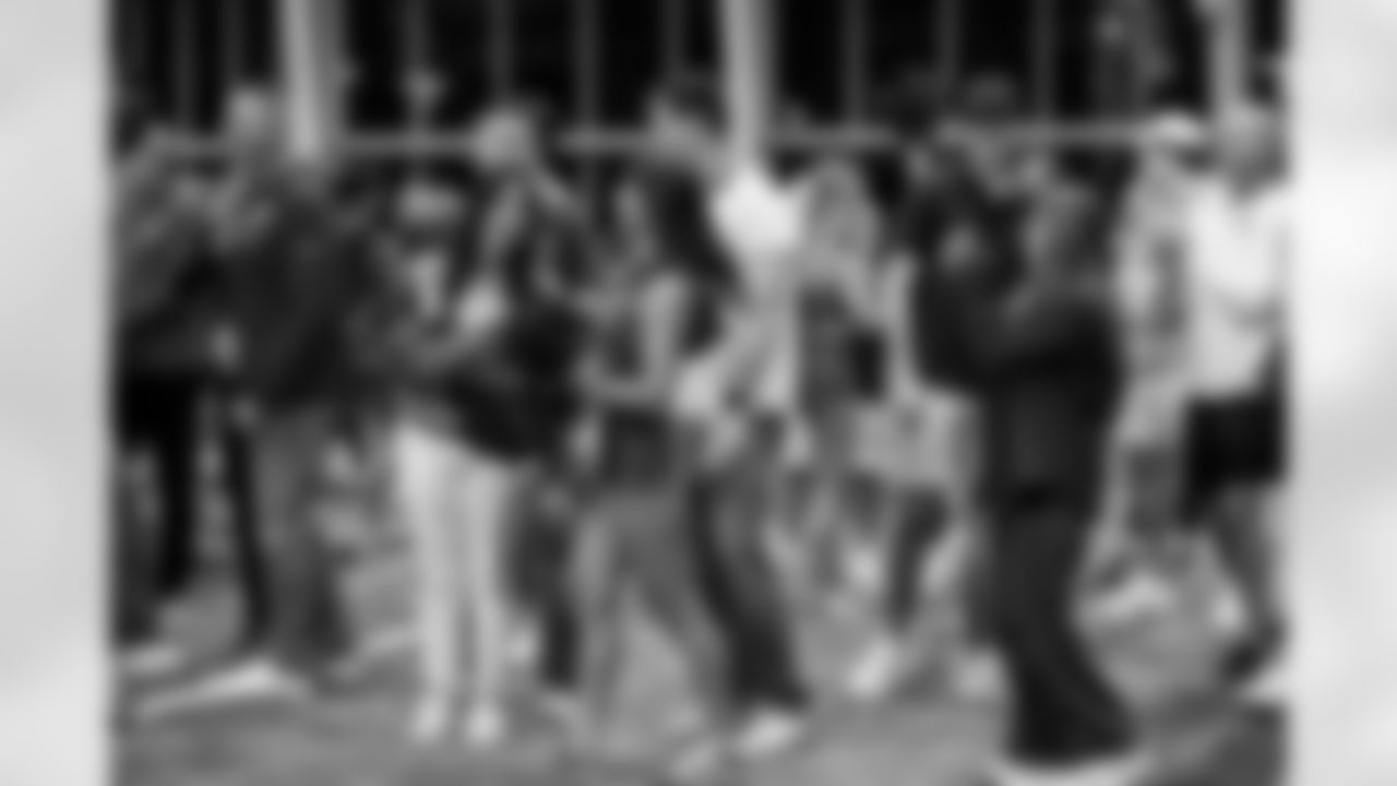 TAMPA, FL - January 02, 2026 - Tampa Bay Buccaneers Cheerleaders field rehearsal at AdventHealth Training Center. Photo By Tori Richman/Tampa Bay Buccaneers