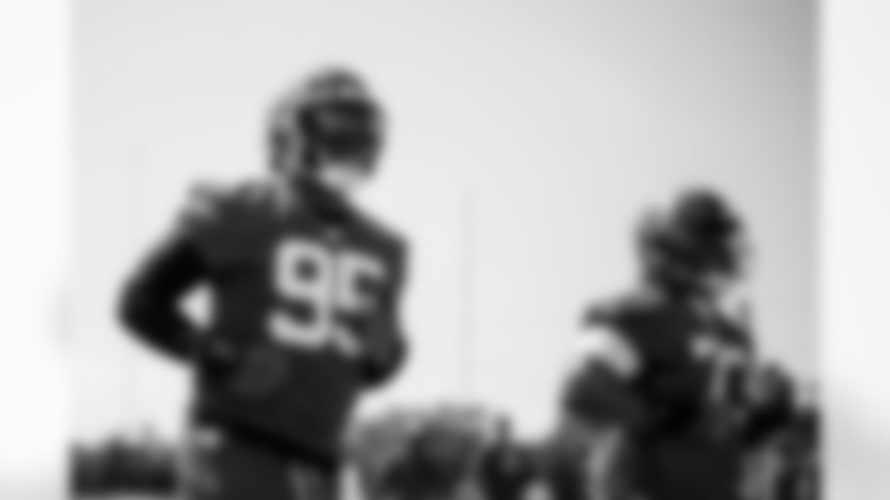TAMPA, FL - May 27, 2025 - Defensive Lineman Elijah Roberts #95 of the Tampa Bay Buccaneers during OTA's at AdventHealth Training Center. Photo By Kyle Zedaker/Tampa Bay Buccaneers