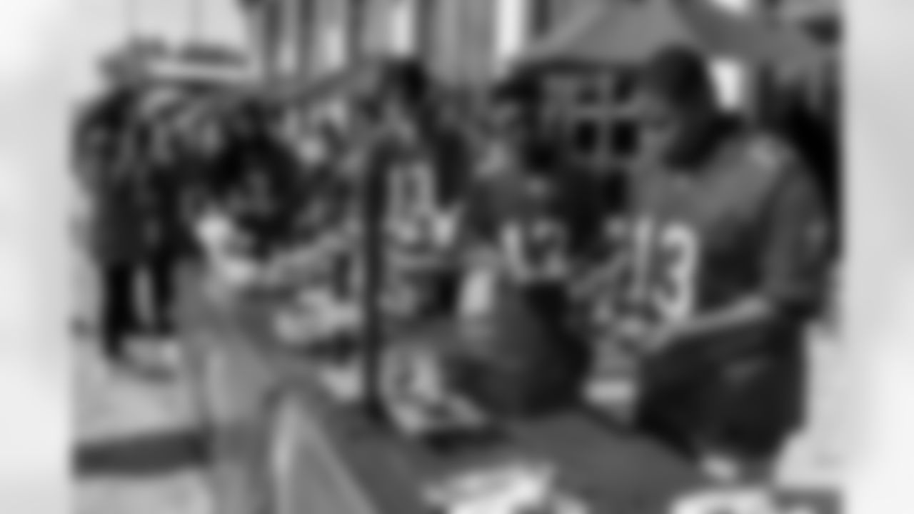 TAMPA, FL - December 01, 2023 - Students during the Mike Evans Family Foundation Catch for Christmas event. Photo By Kyle Zedaker/Tampa Bay Buccaneers