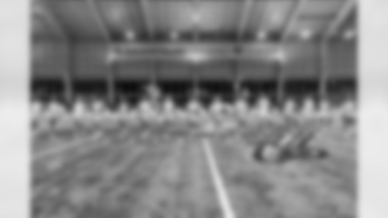 TAMPA, FL - December 09, 2025 - Tampa Bay Buccaneers Cheerleaders during Field Rehearsal at AdventHealth Training Center. Photo By Tori Richman/Tampa Bay Buccaneers