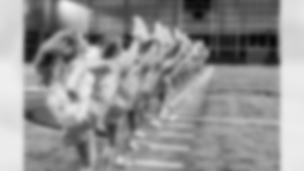 TAMPA, FL - December 09, 2025 - Tampa Bay Buccaneers Cheerleaders during Field Rehearsal at AdventHealth Training Center. Photo By Tori Richman/Tampa Bay Buccaneers