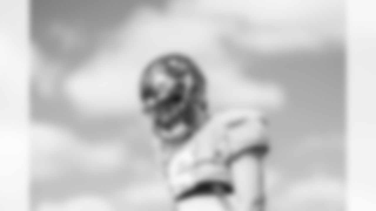 TAMPA, FL - October 17, 2025 - Quarterback Baker Mayfield #6 of the Tampa Bay Buccaneers during practice at AdventHealth Training Center. Photo By Tori Richman/Tampa Bay Buccaneers