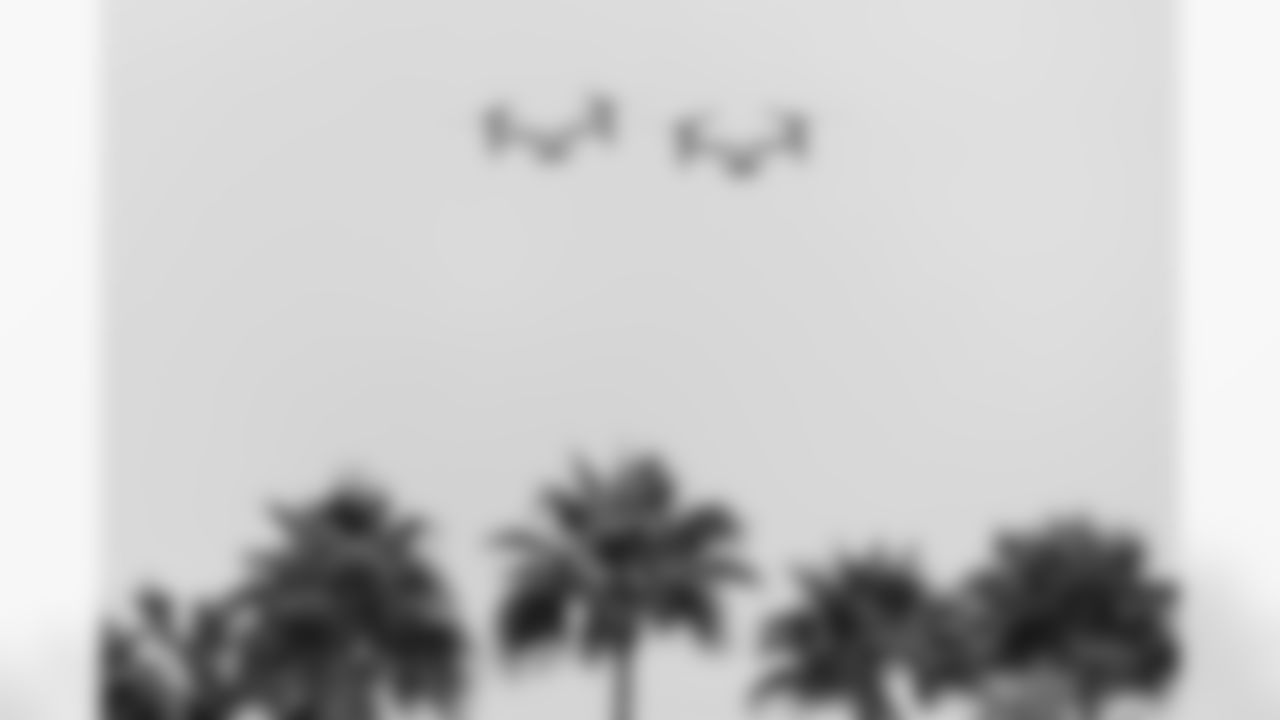 TAMPA, FL - December 07, 2025 - The Tampa Bay Buccaneers and New Orleans Saints during a regular season game at Raymond James Stadium. The Bucs lost the game, 24-20. Photo By Cian Leach/Tampa Bay Buccaneers