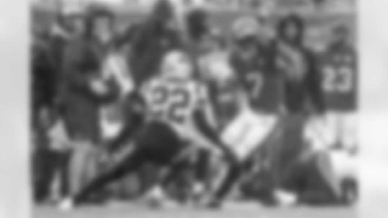 TAMPA, FL - January 03, 2026 - The Carolina Panthers and Tampa Bay Buccaneers play a regular season game at Raymond James Stadium. The Bucs won the game, 16-14. Photo By Doug DeFelice/Tampa Bay Buccaneers