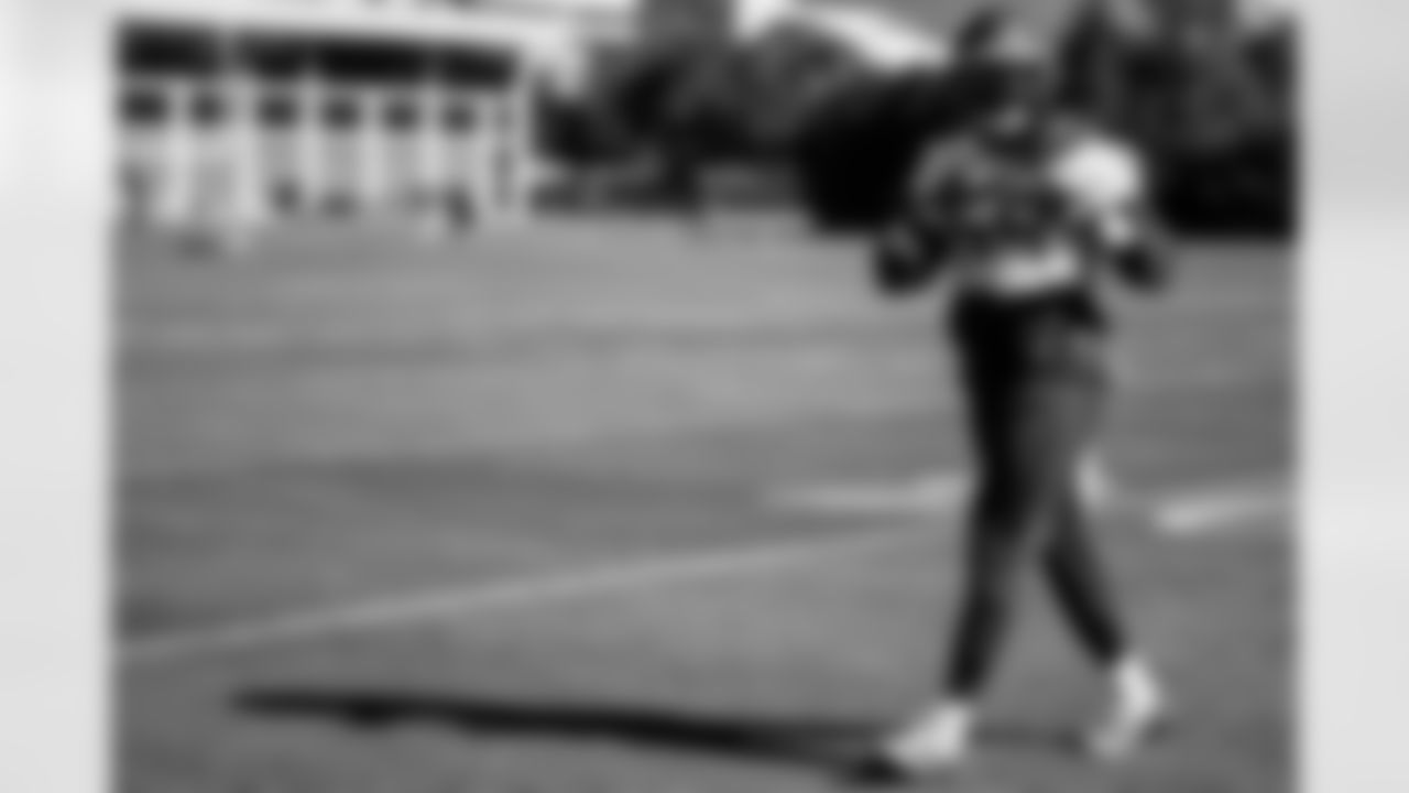 TAMPA, FL - November 28, 2025 - Outside Linebacker Mohamed Kamara #59 of the Tampa Bay Buccaneers during practice at AdventHealth Training Center. Photo By Kyle Zedaker/Tampa Bay Buccaneers