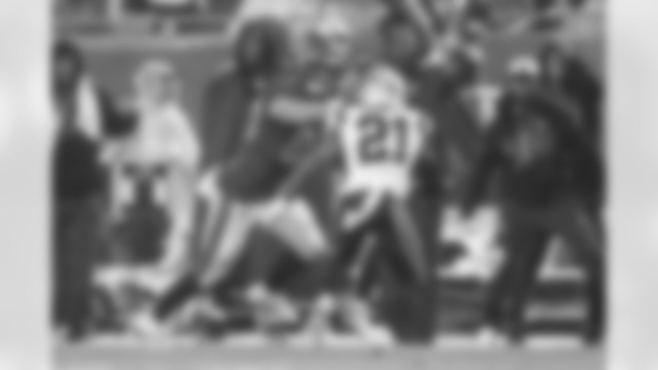 TAMPA, FL - January 03, 2026 - The Carolina Panthers and Tampa Bay Buccaneers play a regular season game at Raymond James Stadium. The Bucs won the game, 16-14. Photo By Doug DeFelice/Tampa Bay Buccaneers