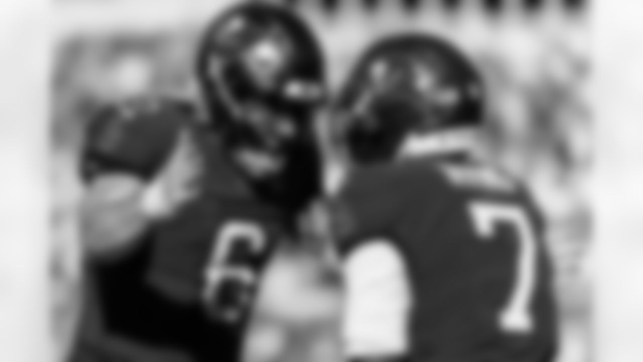 TAMPA, FL - November 30, 2025 - Quarterback Baker Mayfield #6 and Running Back Bucky Irving #7 of the Tampa Bay Buccaneers celebrate a touchdown during the game between the Arizona Cardinals and Tampa Bay Buccaneers. The Bucs won the game, 20-17. Photo By Doug DeFelice/Tampa Bay Buccaneers