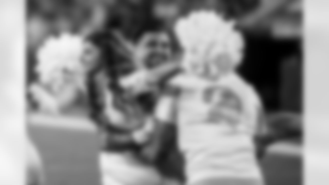 TAMPA, FL - December 11, 2025 - The Tampa Bay Buccaneers and Atlanta Falcons during a regular season game at Raymond James Stadium. The Bucs lost the game, 29-28. Photo By Kyle Zedaker/Tampa Bay Buccaneers