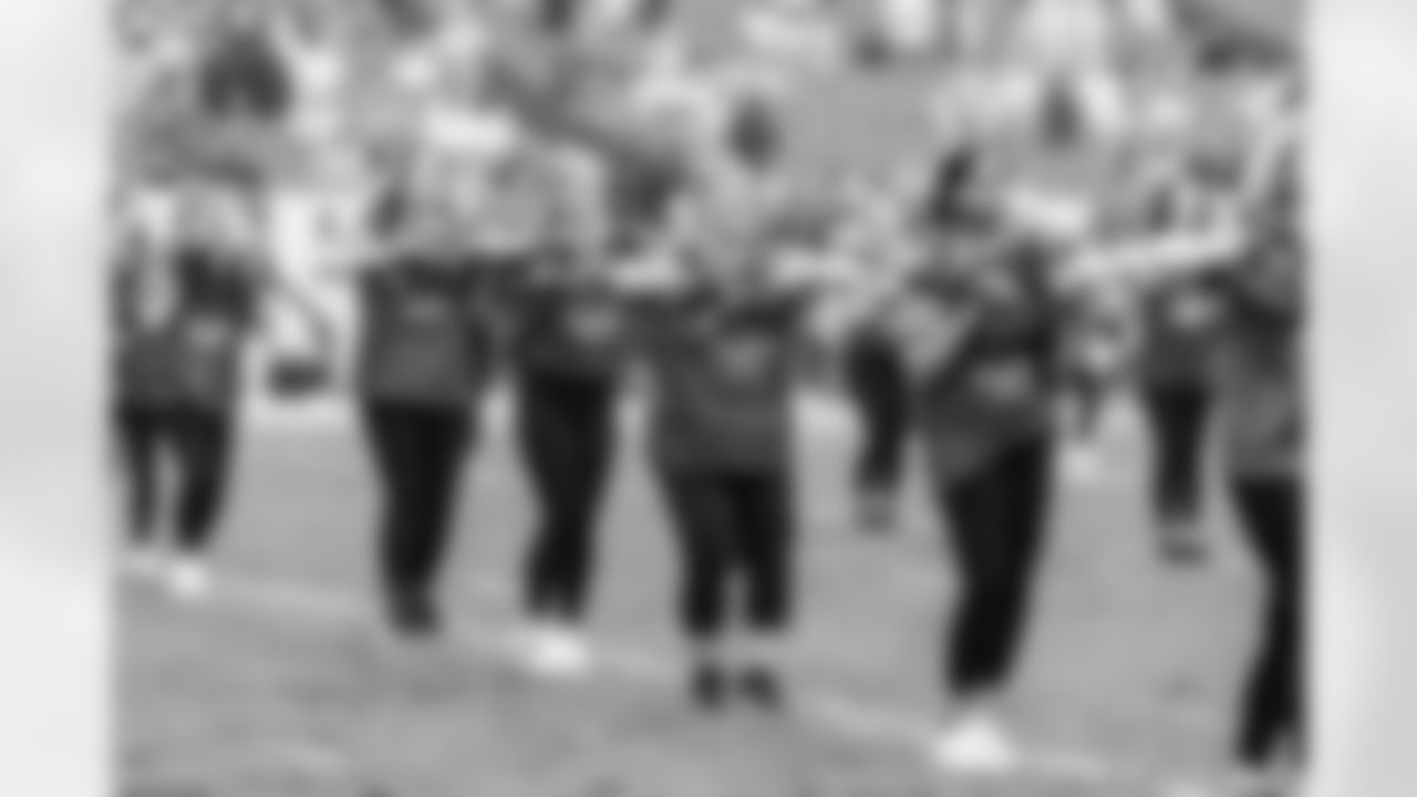 TAMPA, FL - December 07, 2025 - The Tampa Bay Buccaneers and New Orleans Saints during a regular season game at Raymond James Stadium. The Bucs lost the game, 24-20. Photo By Tori Richman/Tampa Bay Buccaneers