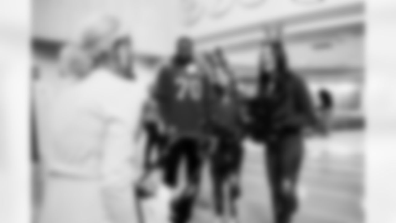 ST. PETERSBURG, FL - December 16, 2025 - Rookie Club visit to Johns Hopkins All Children's Hospital. Photo By Tori Richman/Tampa Bay Buccaneers