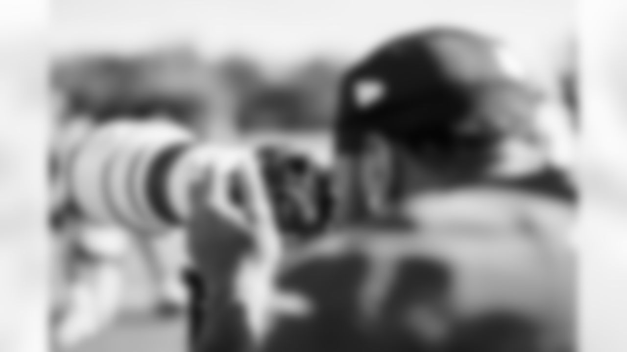 TAMPA, FL - December 17, 2025 - Week 16 practice at AdventHealth Training Center. Photo By Tori Richman/Tampa Bay Buccaneers