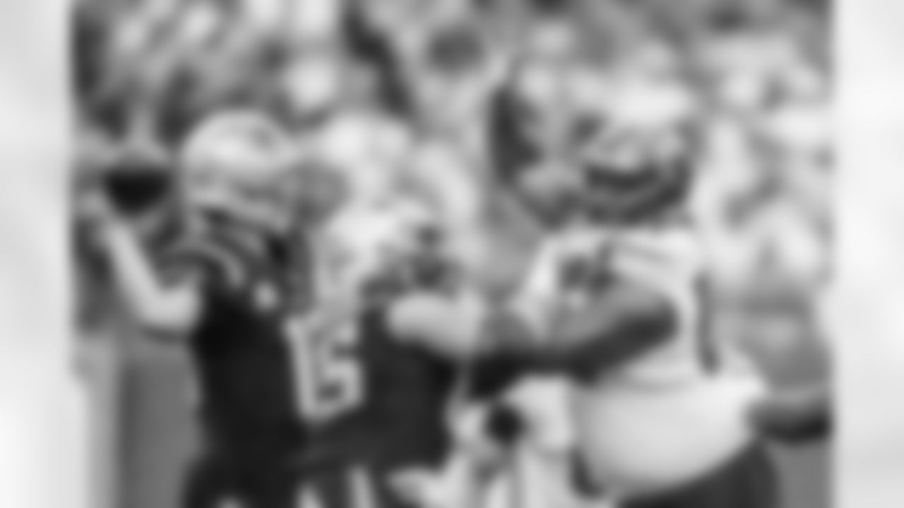 TAMPA, FL - November 09, 2025 - Defensive Tackle Vita Vea #50 of the Tampa Bay Buccaneers during the game between the New England Patriots and Tampa Bay Buccaneers. The Bucs lost the game, 28-23. Photo By Tori Richman/Tampa Bay Buccaneers