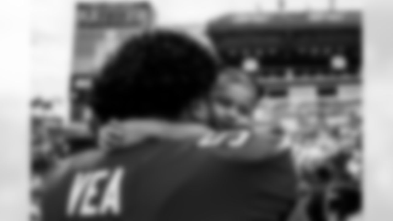 TAMPA, FL - December 07, 2025 - The Tampa Bay Buccaneers and New Orleans Saints during a regular season game at Raymond James Stadium. The Bucs lost the game, 24-20. Photo By Tori Richman/Tampa Bay Buccaneers