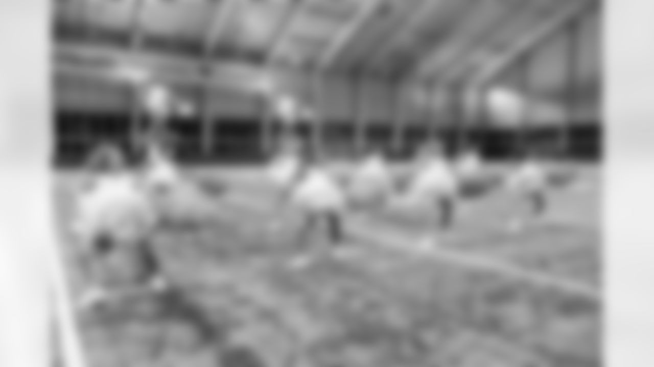 TAMPA, FL - December 09, 2025 - Tampa Bay Buccaneers Cheerleaders during Field Rehearsal at AdventHealth Training Center. Photo By Tori Richman/Tampa Bay Buccaneers