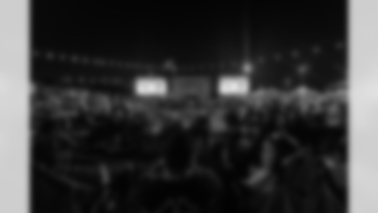 TAMPA, FL - November 23, 2025 - Watch Party at Armature Works during the game between the Tampa Bay Buccaneers and the Los Angeles Rams. Photo By Doug DeFelice/Tampa Bay Buccaneers