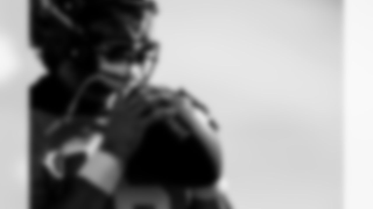 TAMPA, FL - December 17, 2025 - Week 16 practice at AdventHealth Training Center. Photo By Tori Richman/Tampa Bay Buccaneers